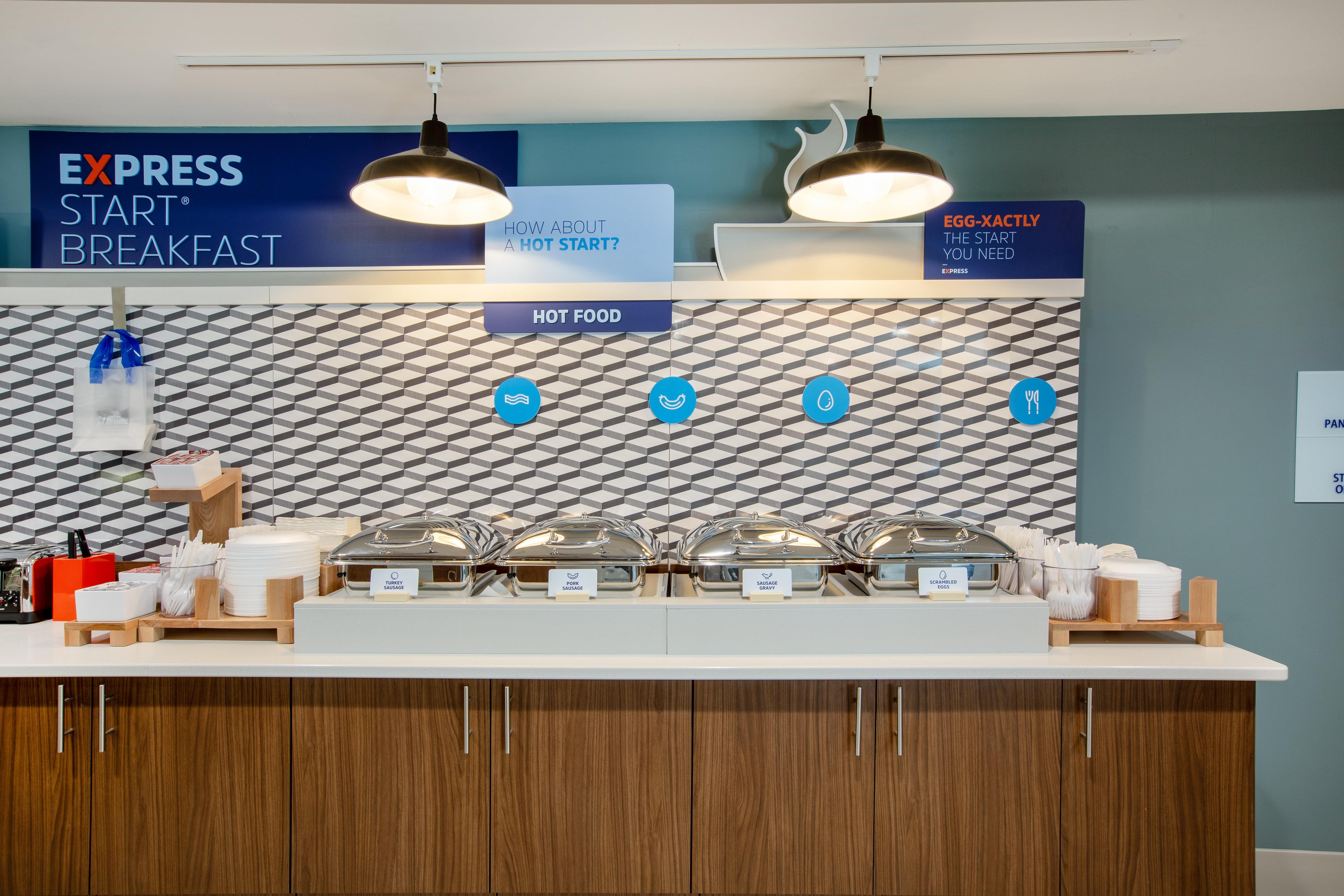 Holiday Inn Express Hastings By Ihg Buitenkant foto