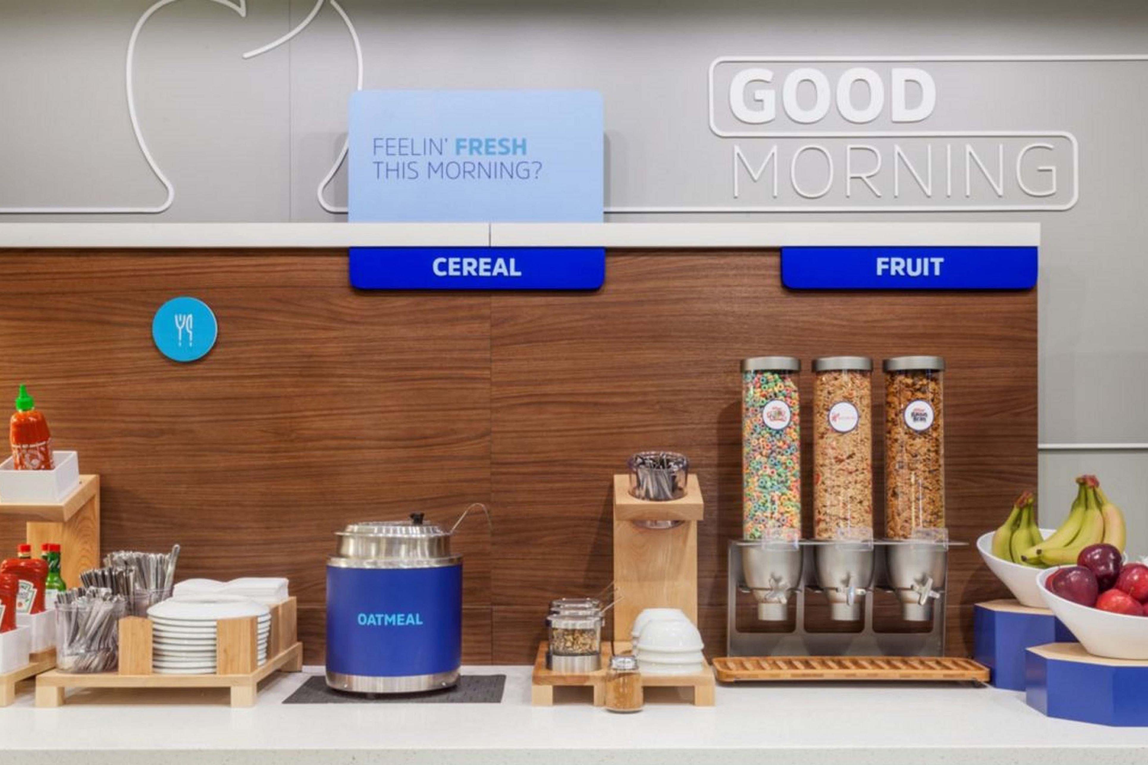 Holiday Inn Express Hastings By Ihg Buitenkant foto